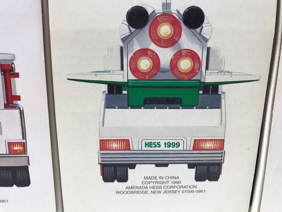 (3) Collectible HESS Toy Trucks In Boxes [Photo 8]