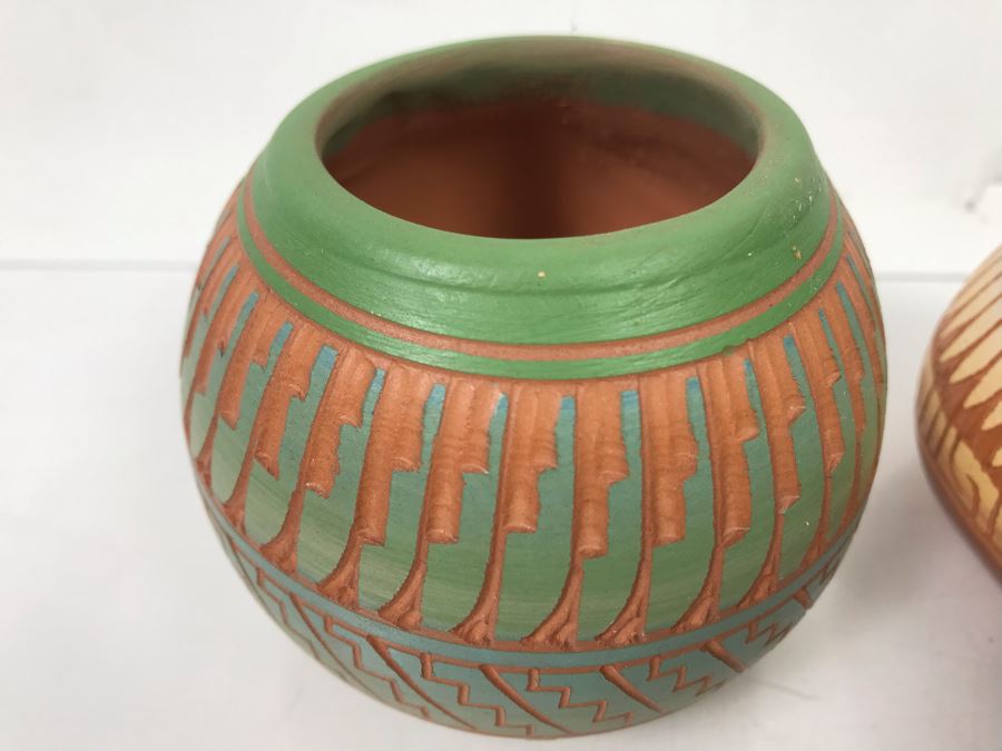Pair Of Native American Pottery Pots - One Signed Dewayne Eskeets Navajo Other Signed BL [Photo 4]