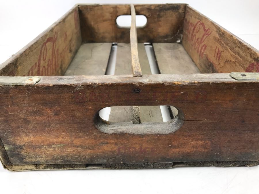 Vintage Bakersfield CA Wooden Drink Coca-Cola In Bottles Crate [Photo 7]