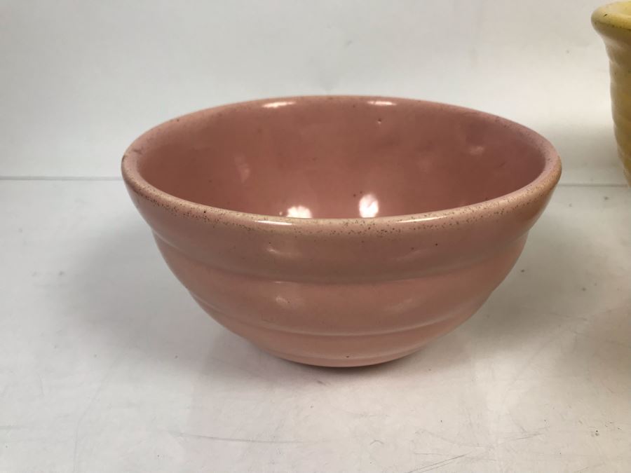 Pair Of Yellow And Pink Bauer Pottery Mixing Bowls 9'R And 6'R [Photo 8]