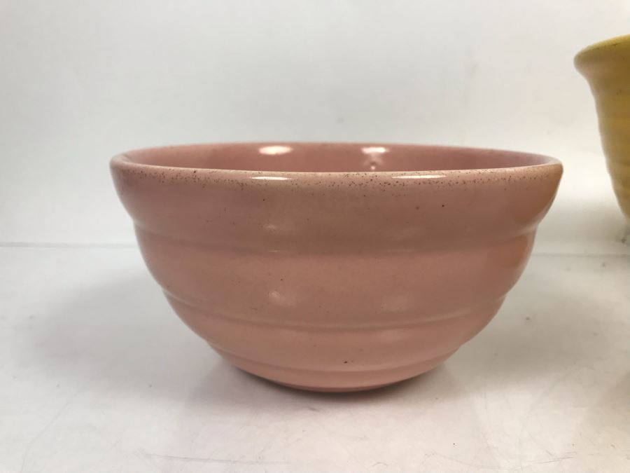 Pair Of Yellow And Pink Bauer Pottery Mixing Bowls 9'R And 6'R [Photo 7]