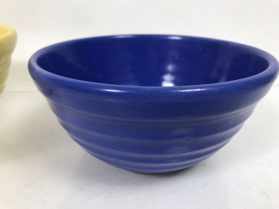 Pair Of Yellow And Blue USA Mixing Bowls 8.5'R And 7'R [Photo 4]