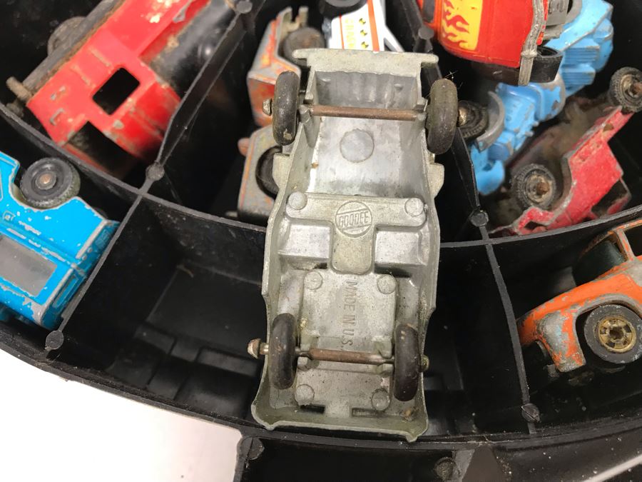 1968 Mattel Hot Wheels Super Rally Case Filled With Various Cars Including Hot Wheels, Goodee, Matchbox And More - See Photos [Photo 23]