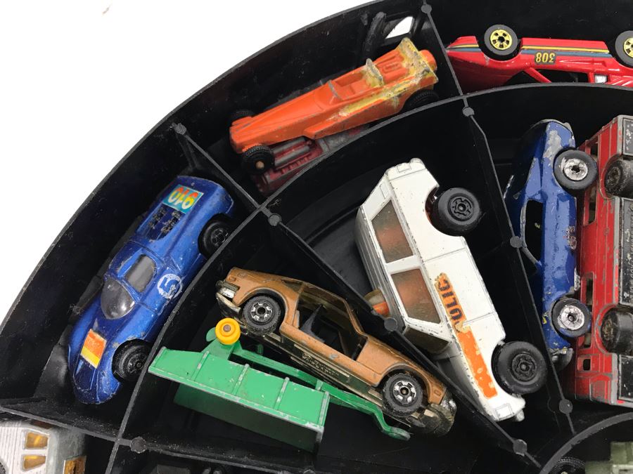 1968 Mattel Hot Wheels Super Rally Case Filled With Various Cars Including Hot Wheels, Goodee, Matchbox And More - See Photos [Photo 16]