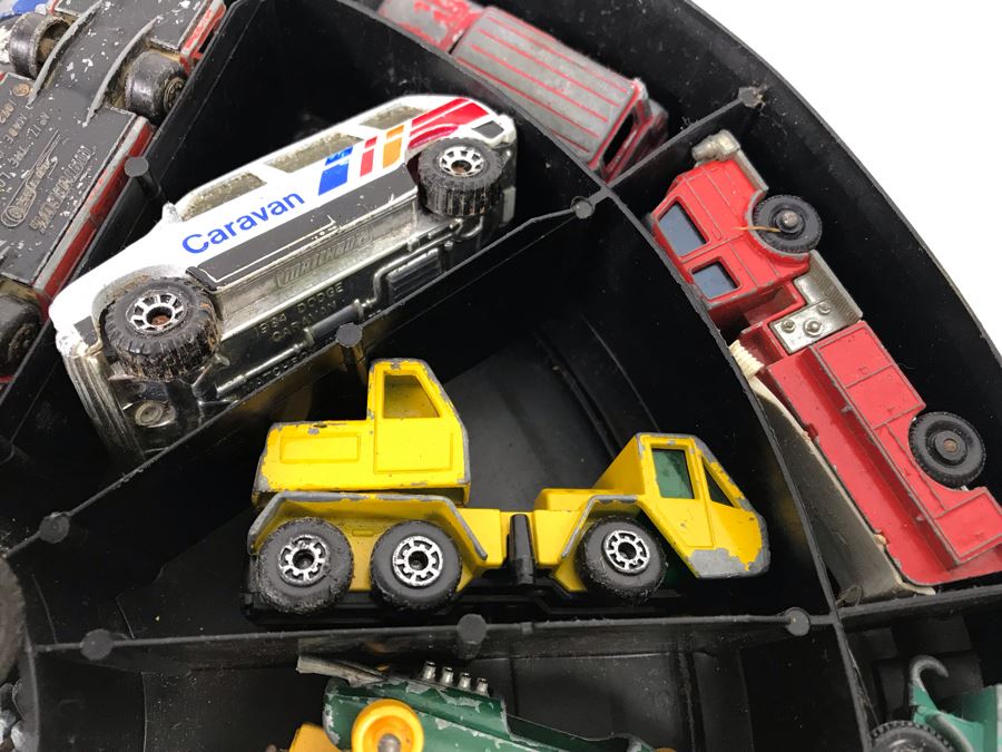 1968 Mattel Hot Wheels Super Rally Case Filled With Various Cars Including Hot Wheels, Goodee, Matchbox And More - See Photos [Photo 14]