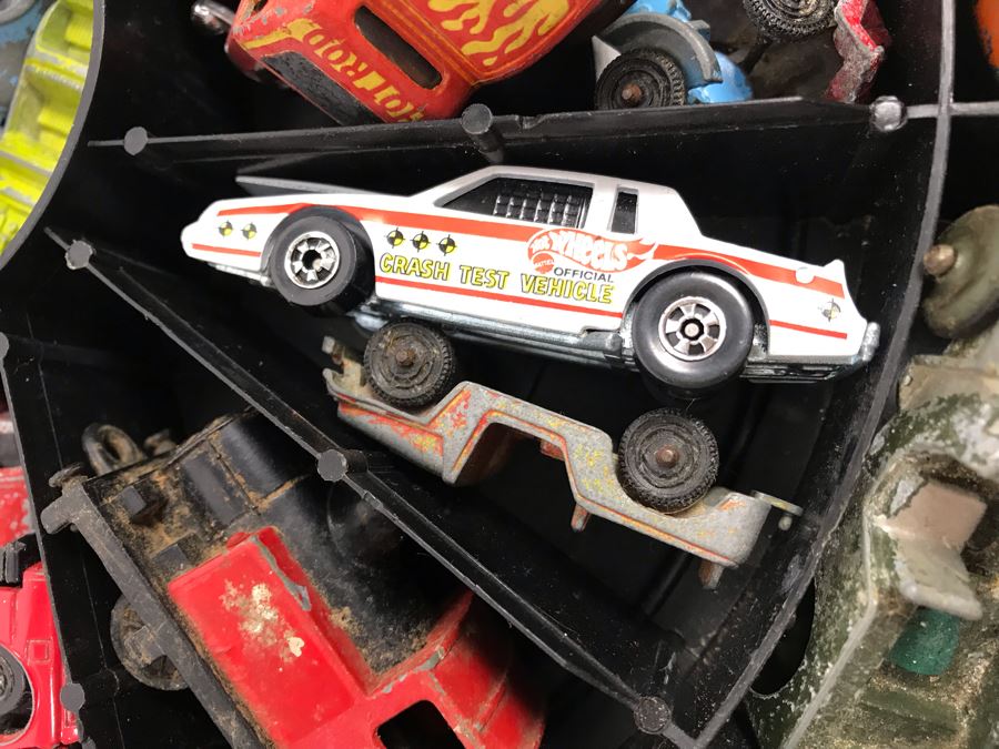 1968 Mattel Hot Wheels Super Rally Case Filled With Various Cars Including Hot Wheels, Goodee, Matchbox And More - See Photos [Photo 20]