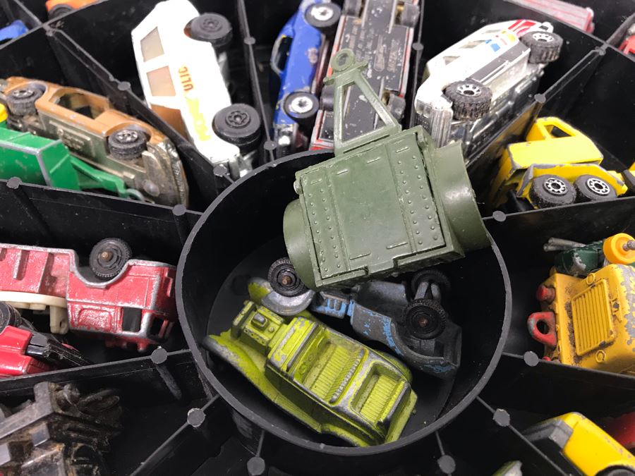 1968 Mattel Hot Wheels Super Rally Case Filled With Various Cars Including Hot Wheels, Goodee, Matchbox And More - See Photos [Photo 22]