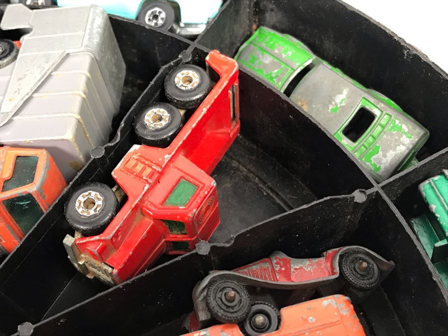 1968 Mattel Hot Wheels Super Rally Case Filled With Various Cars Including Hot Wheels, Matchbox And More - See Photos [Photo 22]