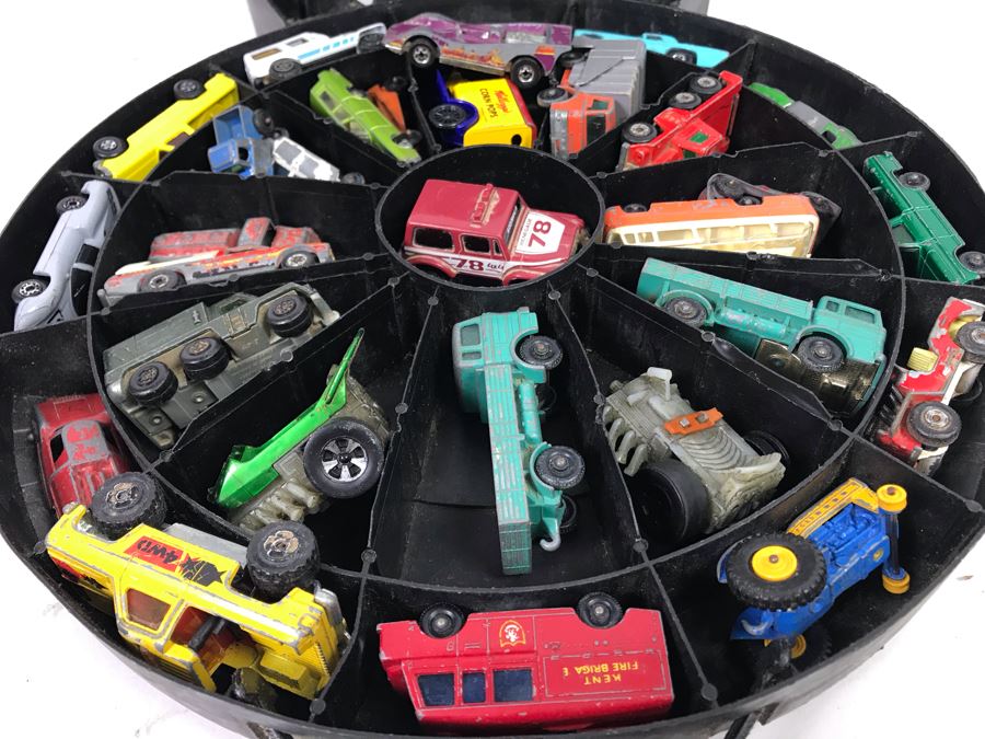 1968 Mattel Hot Wheels Super Rally Case Filled With Various Cars Including Hot Wheels, Matchbox And More - See Photos [Photo 10]