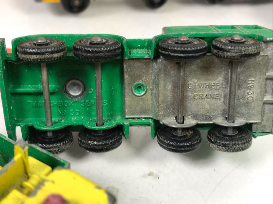 Various Cars Including Hot Wheels Redline Cars And Matchbox With Car Case [Photo 42]