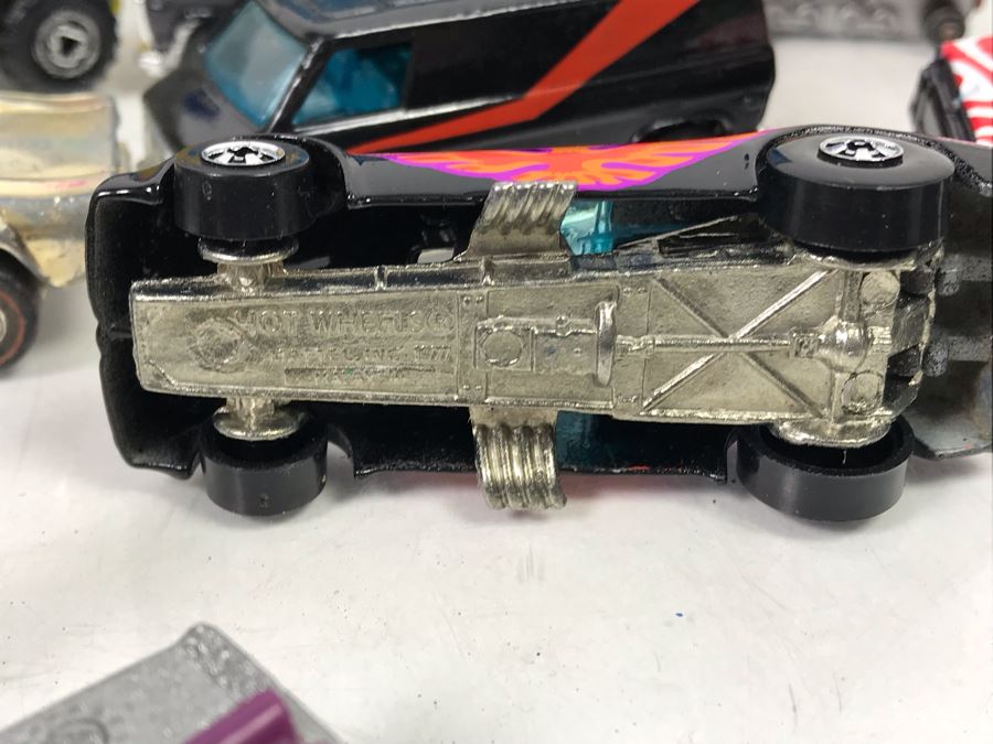 Various Cars Including Hot Wheels Redline Cars And Matchbox With Car Case [Photo 38]