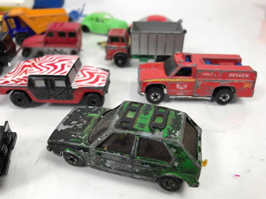Various Cars Including Hot Wheels Redline Cars And Matchbox With Car Case [Photo 12]