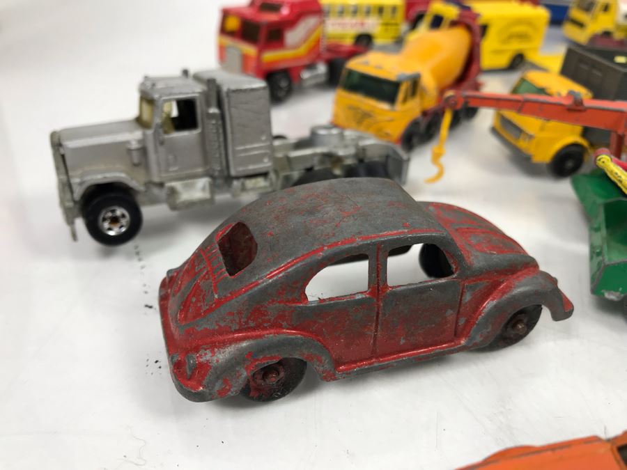 Various Cars Including Hot Wheels Redline Cars And Matchbox With Car Case [Photo 18]