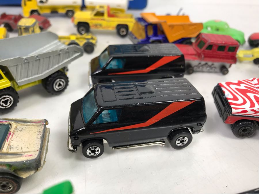 Various Cars Including Hot Wheels Redline Cars And Matchbox With Car Case [Photo 11]