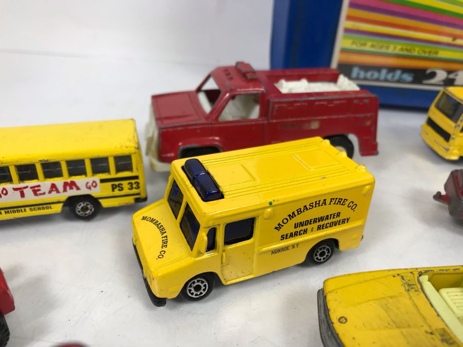 Various Cars Including Hot Wheels Redline Cars And Matchbox With Car Case [Photo 24]