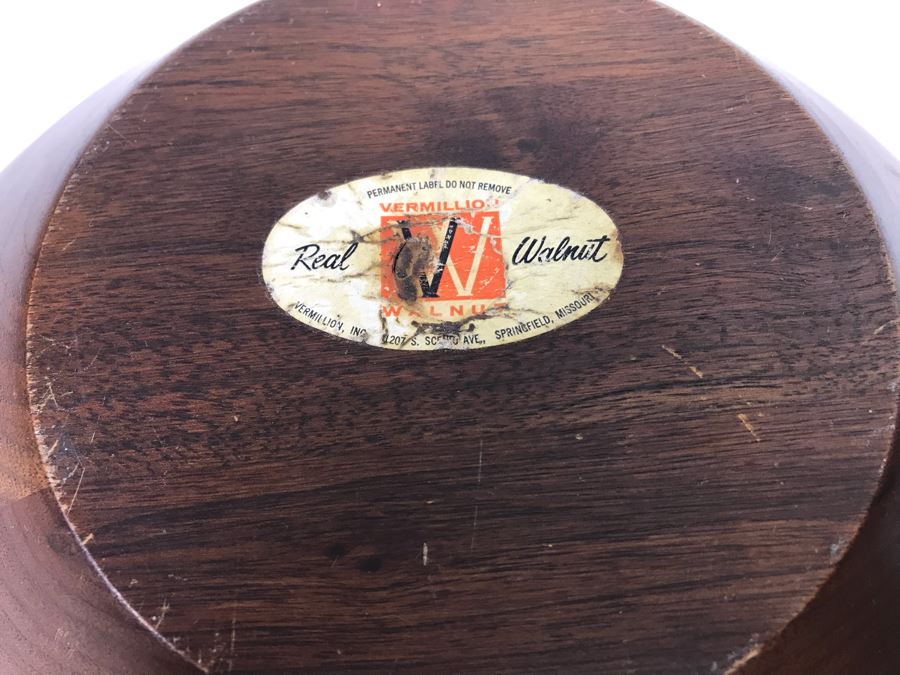(2) Walnut Wooden Salad Bowls And California Redwood Footed Bowl [Photo 9]