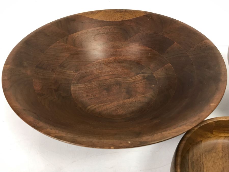 (2) Walnut Wooden Salad Bowls And California Redwood Footed Bowl [Photo 3]