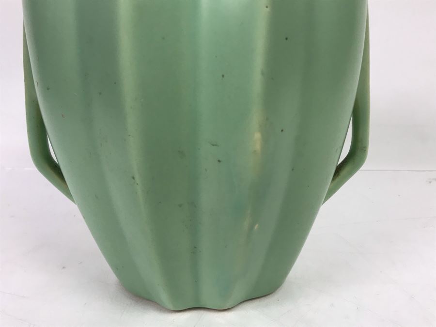 Stunning Light Green Bauer USA Pottery Vase 7'H [Photo 8]