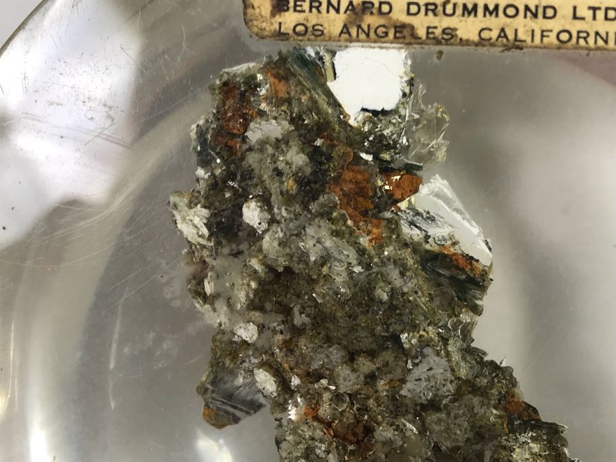 4' Lucite Paperweight With Emio Mico By Bernard Drummond Ltd Los Angeles, California [Photo 14]