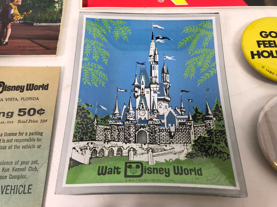 Collectibles Lot With Walt Disney World Glass Tray And Souvenier Book, Michael Jackson Button, Base Metal Ring, (6) Vancouver Canada 1986 World Exposition Medallions And More - See Photos [Photo 6]
