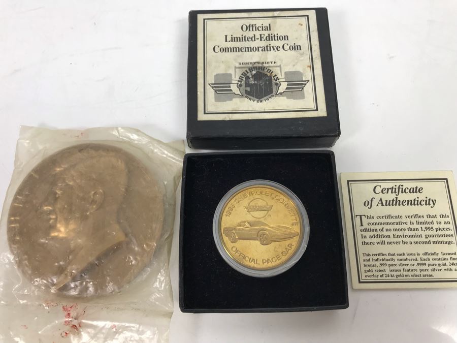 Large Bronze 1961 John F. Kennedy Inauguarted President Medallion And Limited Edition 1995 Chevrolet Corvette Offical Pace Car Commemorative Coin