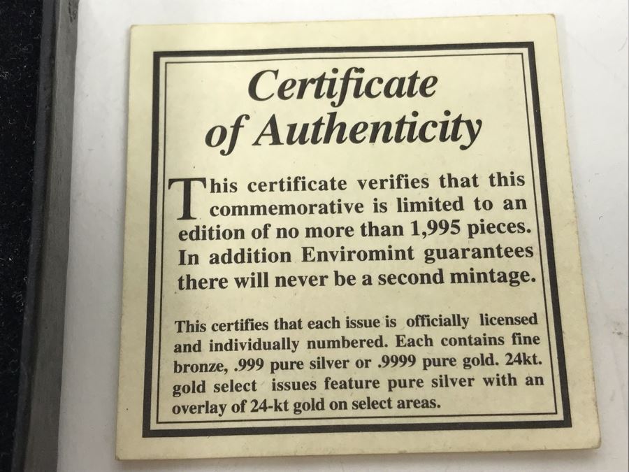 Large Bronze 1961 John F. Kennedy Inauguarted President Medallion And Limited Edition 1995 Chevrolet Corvette Offical Pace Car Commemorative Coin [Photo 10]