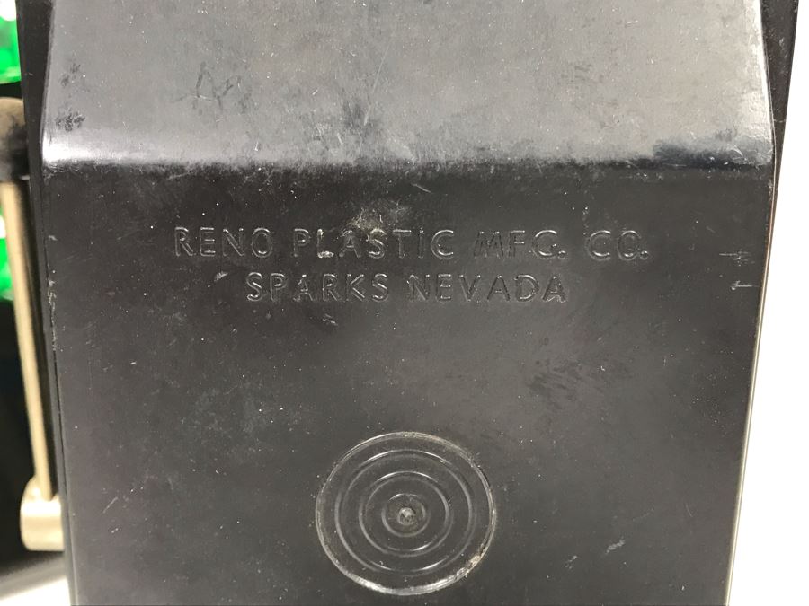 Vintage Las Vegas Casino Dice Clock And Welcome To Las Vegas Jackpot Bank Slot Machine By Reno Plastic Mfg Co Sparks Nevada [Photo 10]