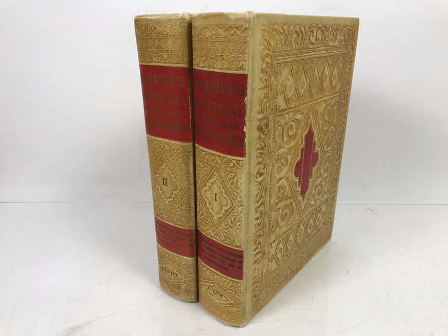 Vintage 1937 2 Volume Webster's Universal Dictionary Of The English Language Profusely Illustrated