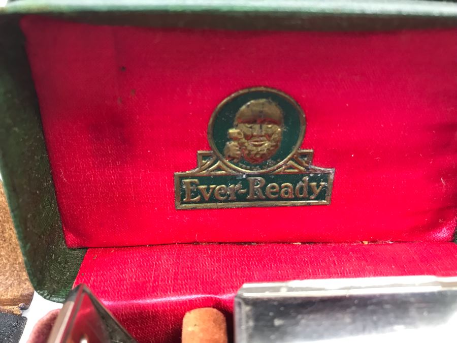 Portable Gillette Razor With Leather Pouch And Ever-Ready Shaver Shaving Kit [Photo 3]