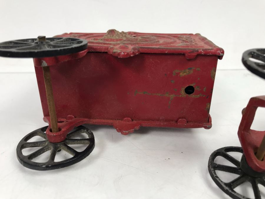 Old Mini Tonka Truck, Vintage Metal Woodpecker Toothpick Grabber Holder And Cast Iron Horse Pulling Circus Wagon [Photo 17]