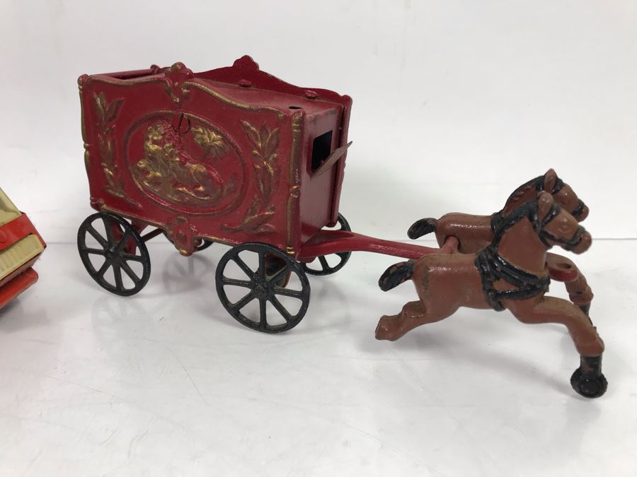 Old Mini Tonka Truck, Vintage Metal Woodpecker Toothpick Grabber Holder And Cast Iron Horse Pulling Circus Wagon [Photo 7]