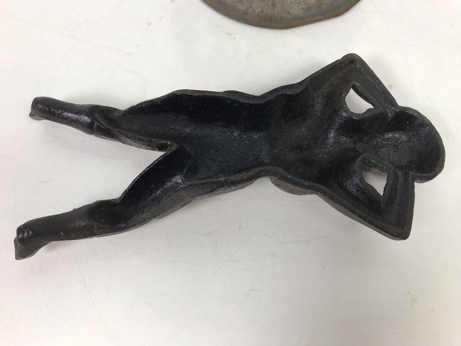 Old Dietz Little Wizard Lantern And Cast Iron Lady Boot Jack [Photo 6]