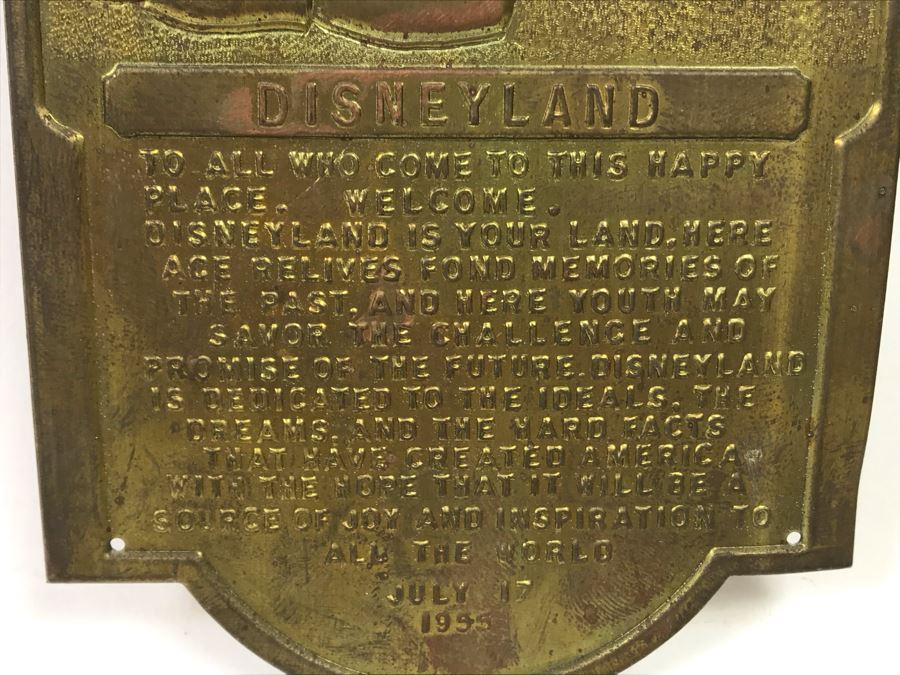 Vintage 1955 Collectible Embossed Brass Placard A Tribute To Disney Disneyland To All Who Come To This Happy Place. Welcome... [Photo 7]