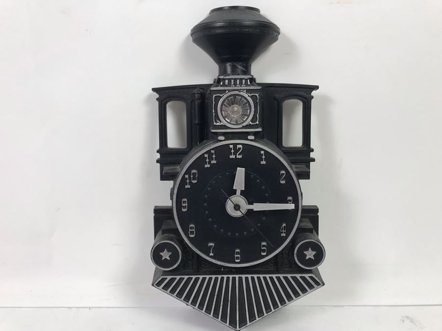 Mastercrafters Train Wall Clock [Photo 2]