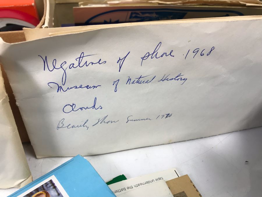 Vintage Konica Film Camera With Extra Lens And Various 1960s Photographs, Slides And Films Including Statue Of Liberty, Kennedy Airport, Museum Of Natural History, Beauty Show - See Photos [Photo 11]