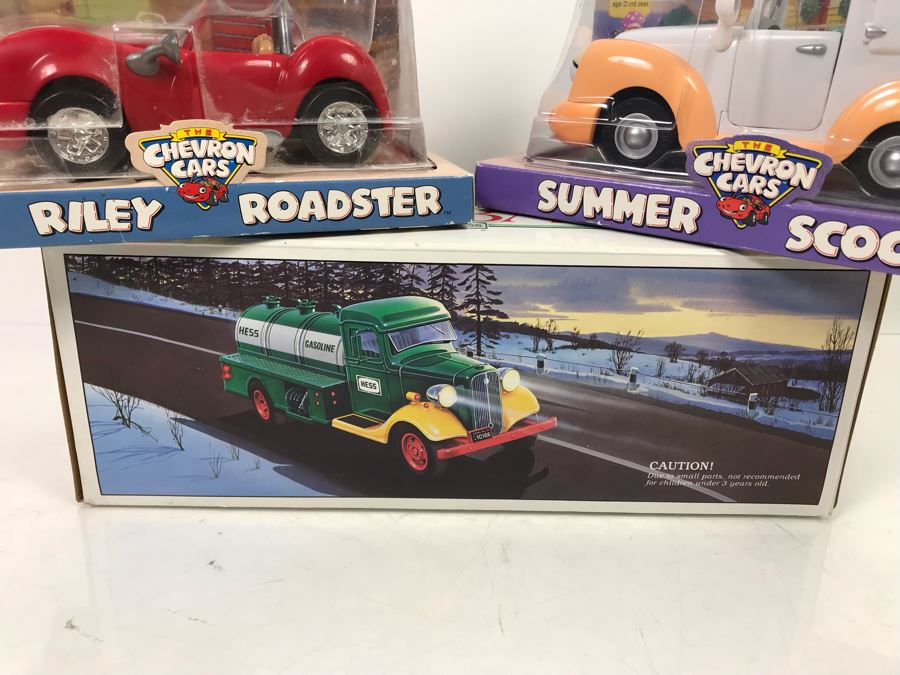 Hess Toy Truck In Box And Pair Of Chevron Cars [Photo 2]