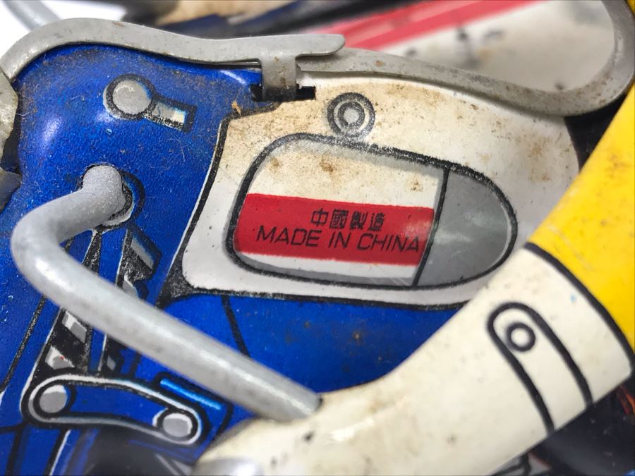 Pair Of Tin Toys [Photo 6]