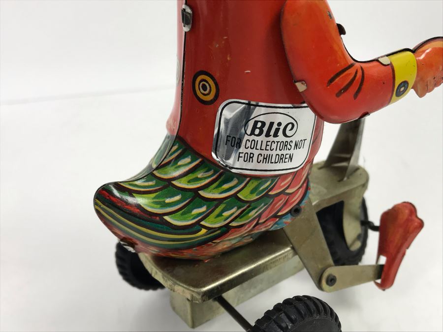 Pair Of Tin Toys [Photo 10]