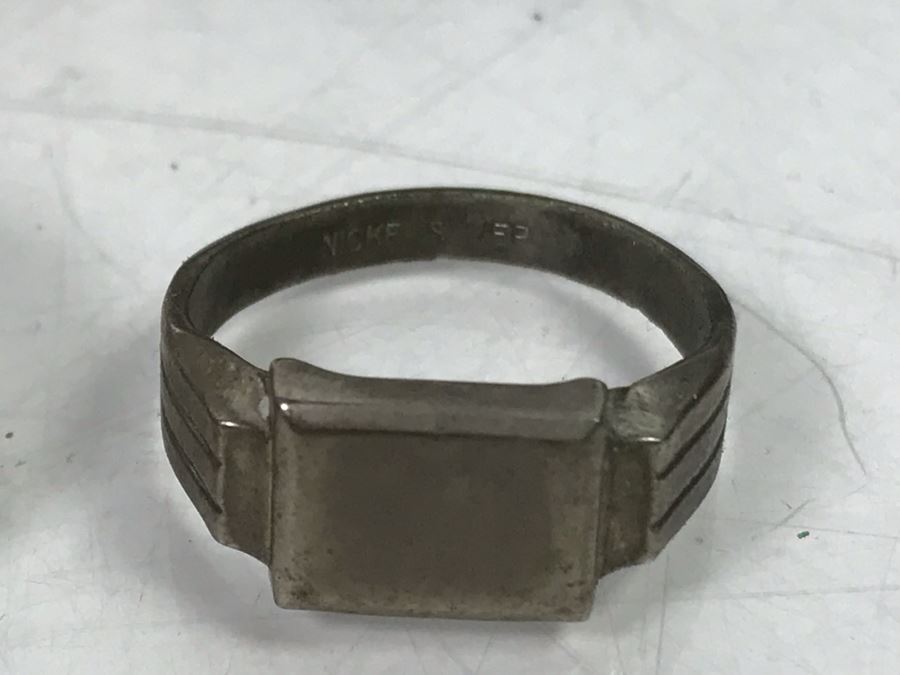 Vintage Wooden Box With Mickey Mouse Watches, The Black Hole Watch, Pepsi Watch, Pearl Playing Cards Watch, Road Runner Watches And Mens Rings [Photo 17]