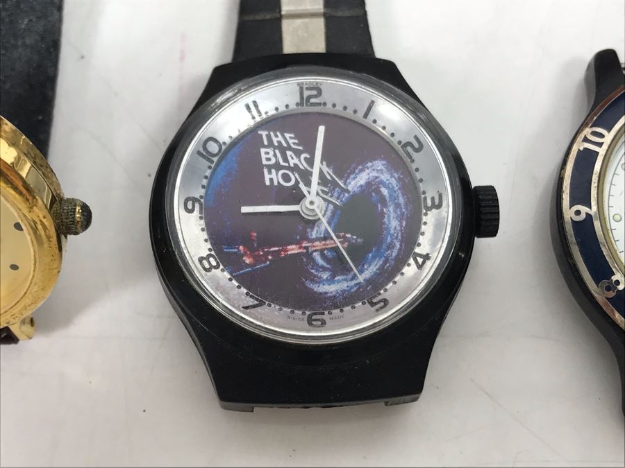 Vintage Wooden Box With Mickey Mouse Watches, The Black Hole Watch, Pepsi Watch, Pearl Playing Cards Watch, Road Runner Watches And Mens Rings [Photo 9]