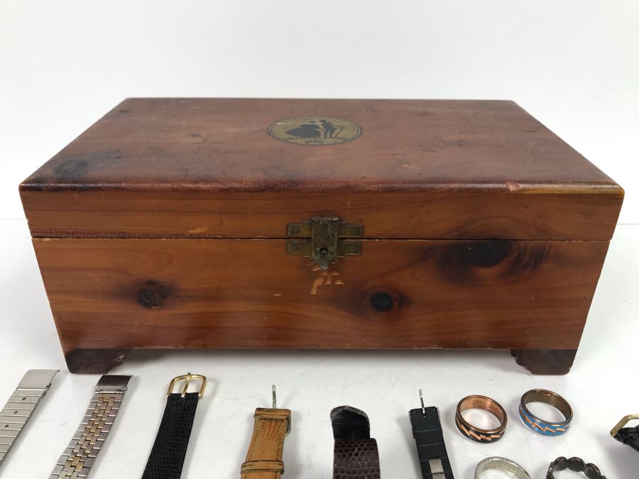 Vintage Wooden Box With Mickey Mouse Watches, The Black Hole Watch, Pepsi Watch, Pearl Playing Cards Watch, Road Runner Watches And Mens Rings [Photo 6]