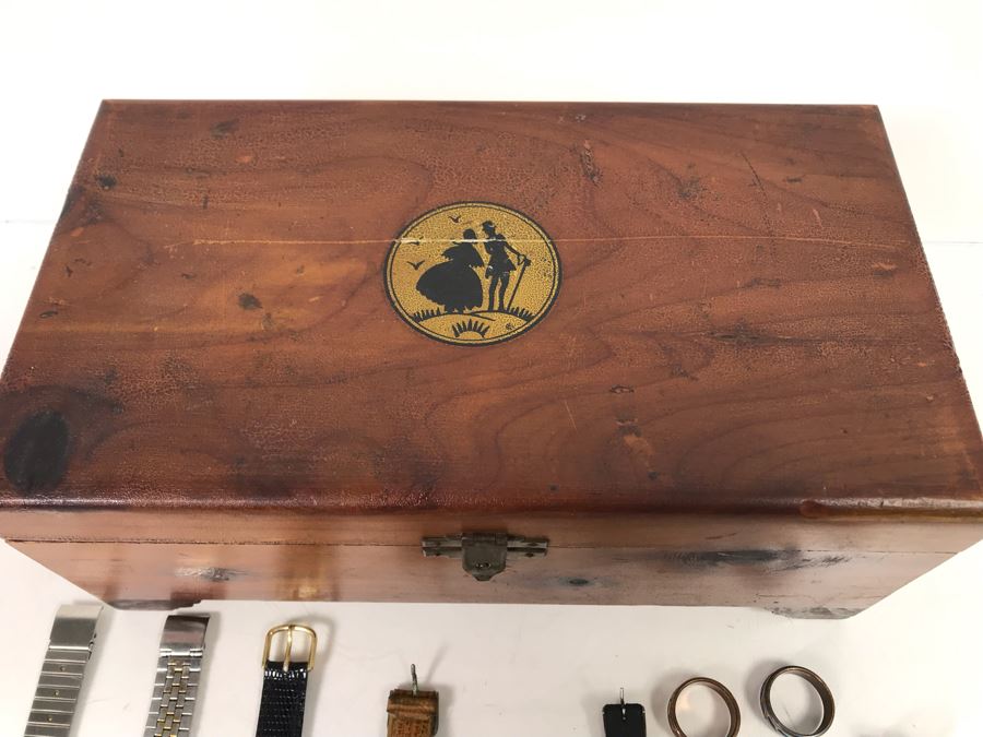 Vintage Wooden Box With Mickey Mouse Watches, The Black Hole Watch, Pepsi Watch, Pearl Playing Cards Watch, Road Runner Watches And Mens Rings [Photo 4]