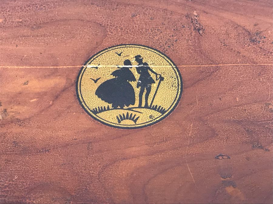 Vintage Wooden Box With Mickey Mouse Watches, The Black Hole Watch, Pepsi Watch, Pearl Playing Cards Watch, Road Runner Watches And Mens Rings [Photo 5]