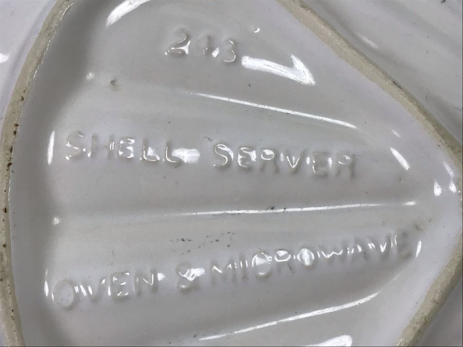 Pfaltzgraff 243 Large Scallop Shell Server Bowl 10'W [Photo 8]