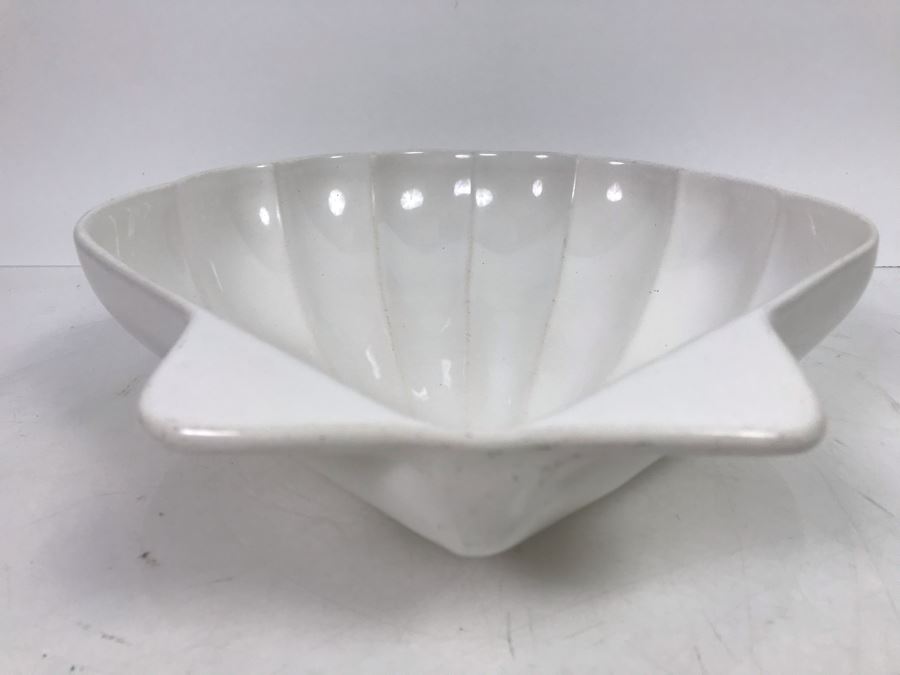 Pfaltzgraff 243 Large Scallop Shell Server Bowl 10'W [Photo 3]