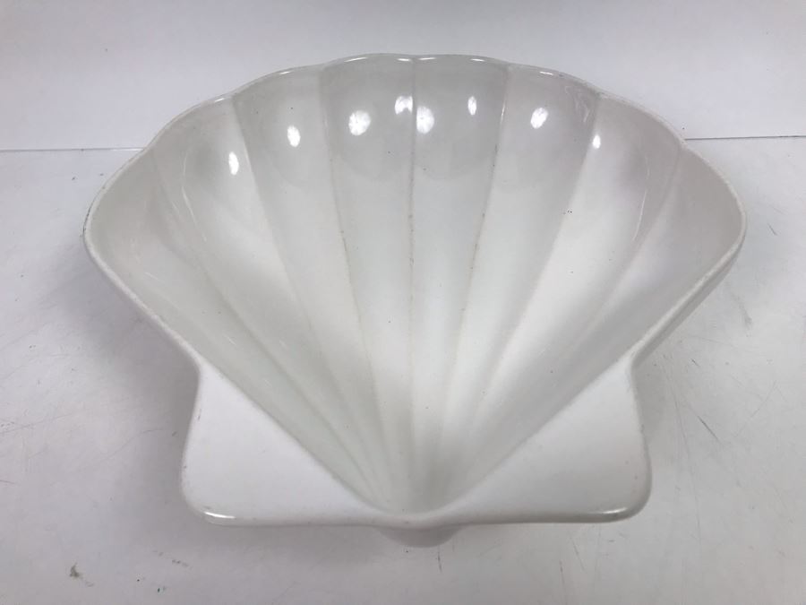 Pfaltzgraff 243 Large Scallop Shell Server Bowl 10'W [Photo 4]