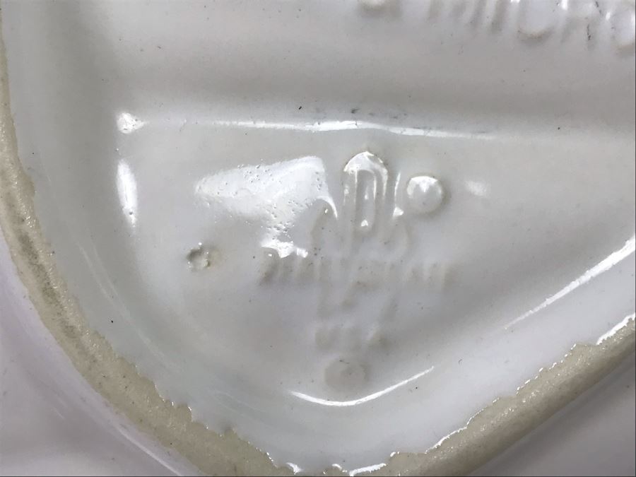 Pfaltzgraff 243 Large Scallop Shell Server Bowl 10'W [Photo 7]