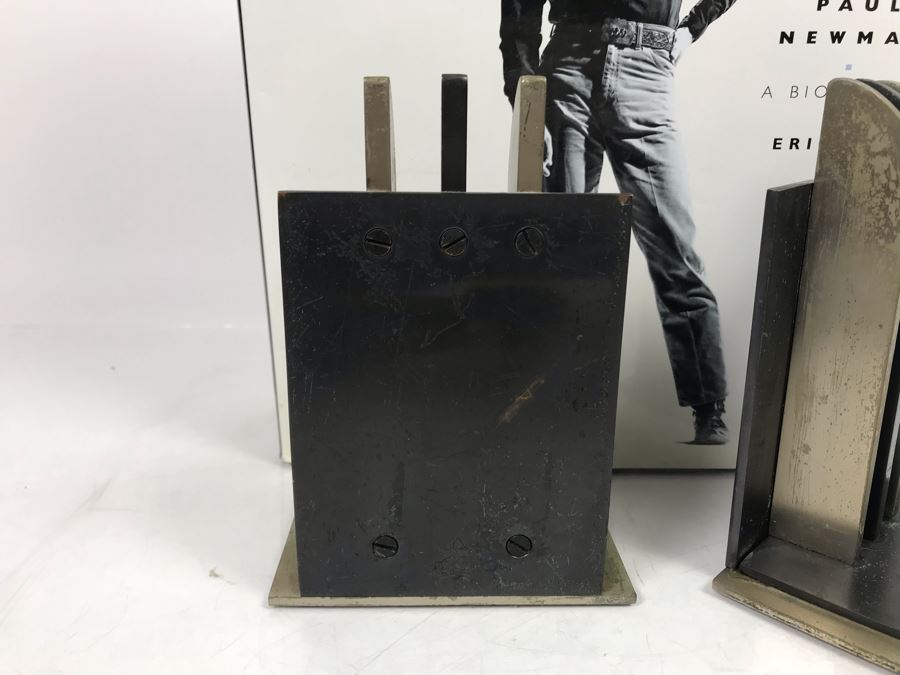 Pair Of Metal Art Deco Bookends By Chase And Book Collection - See Photos [Photo 8]