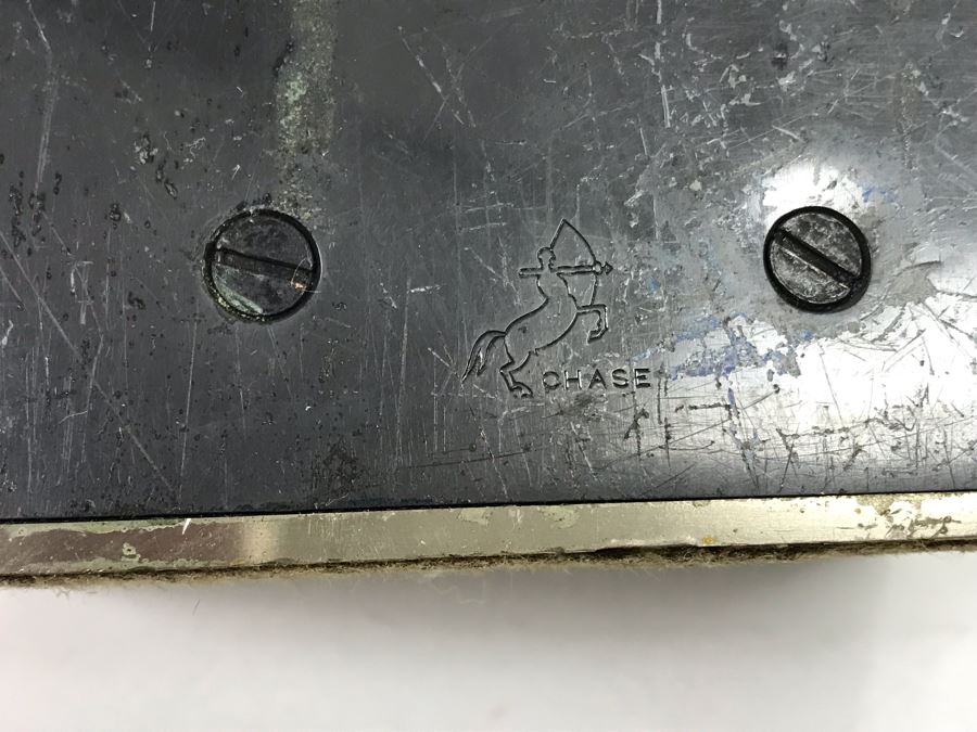 Pair Of Metal Art Deco Bookends By Chase And Book Collection - See Photos [Photo 9]