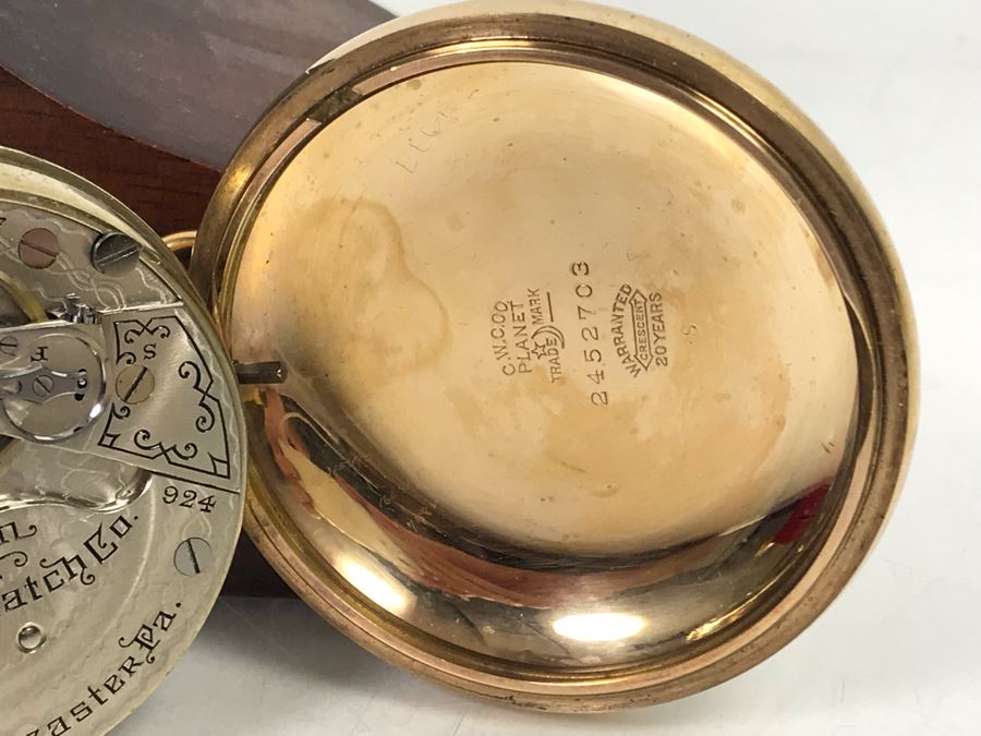 Working Hamilton Watch Co 924 Pocket Watch 17 Jewels Lancaster PA With Handmade Wooden Pocket Watch Display Case [Photo 8]